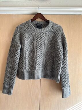 Pendleton Gray Cable Knit Wool Crewneck Sweater